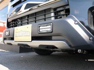 ハイエースバン4型新車　２８００ディーゼルターボ４ＷＤ　ダークプライム